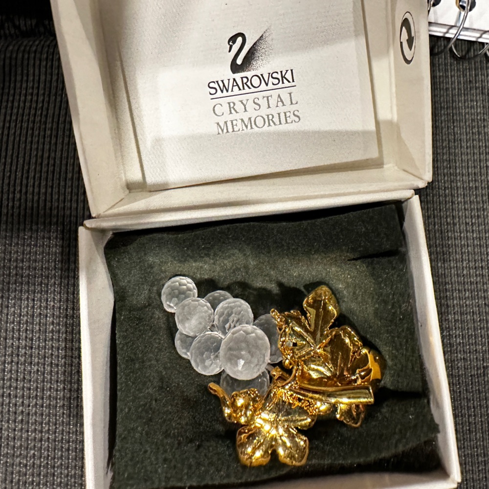 Swarovski Crystal Grapes Brooch